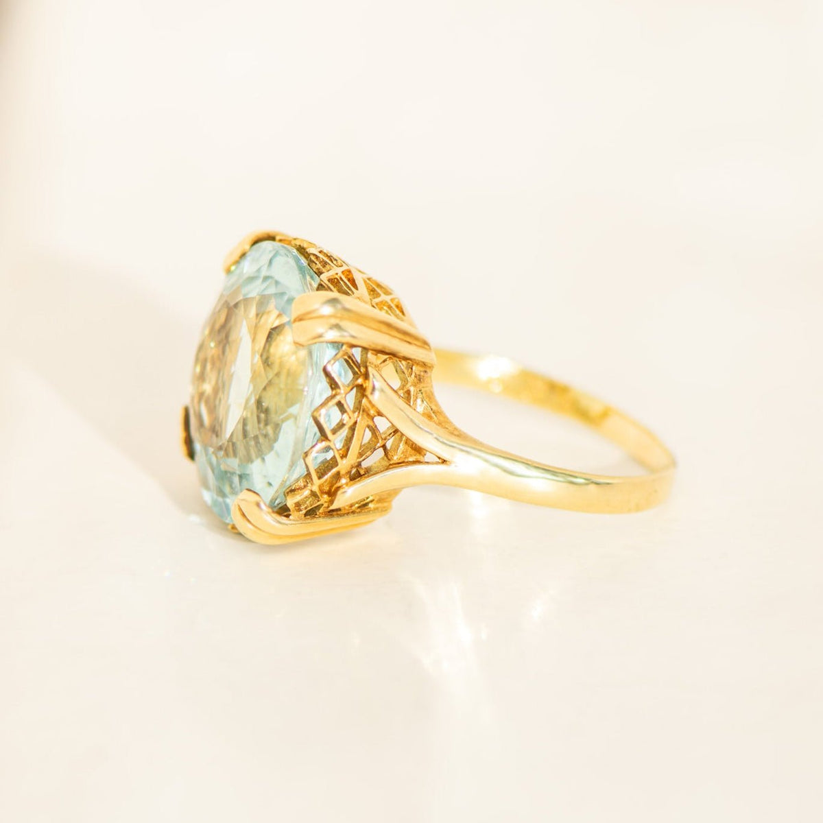 Aquamarin Cocktailring – 14K Gold Vintage 1960er - Honey Jewelry