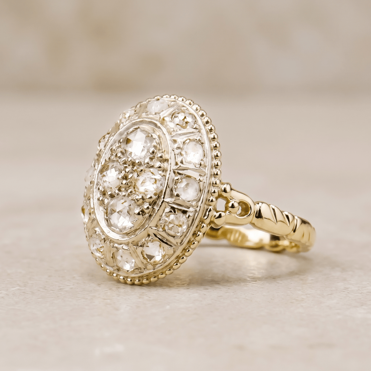 Art Déco Diamanten Ring aus Gold mit Platinfassung - Honey Jewelry