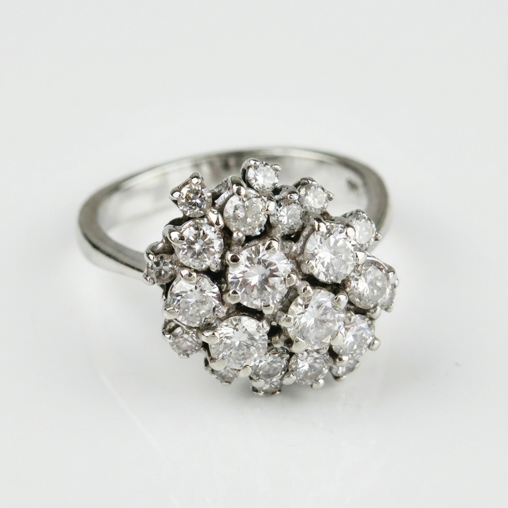 Fantastic white gold ring with brilliant