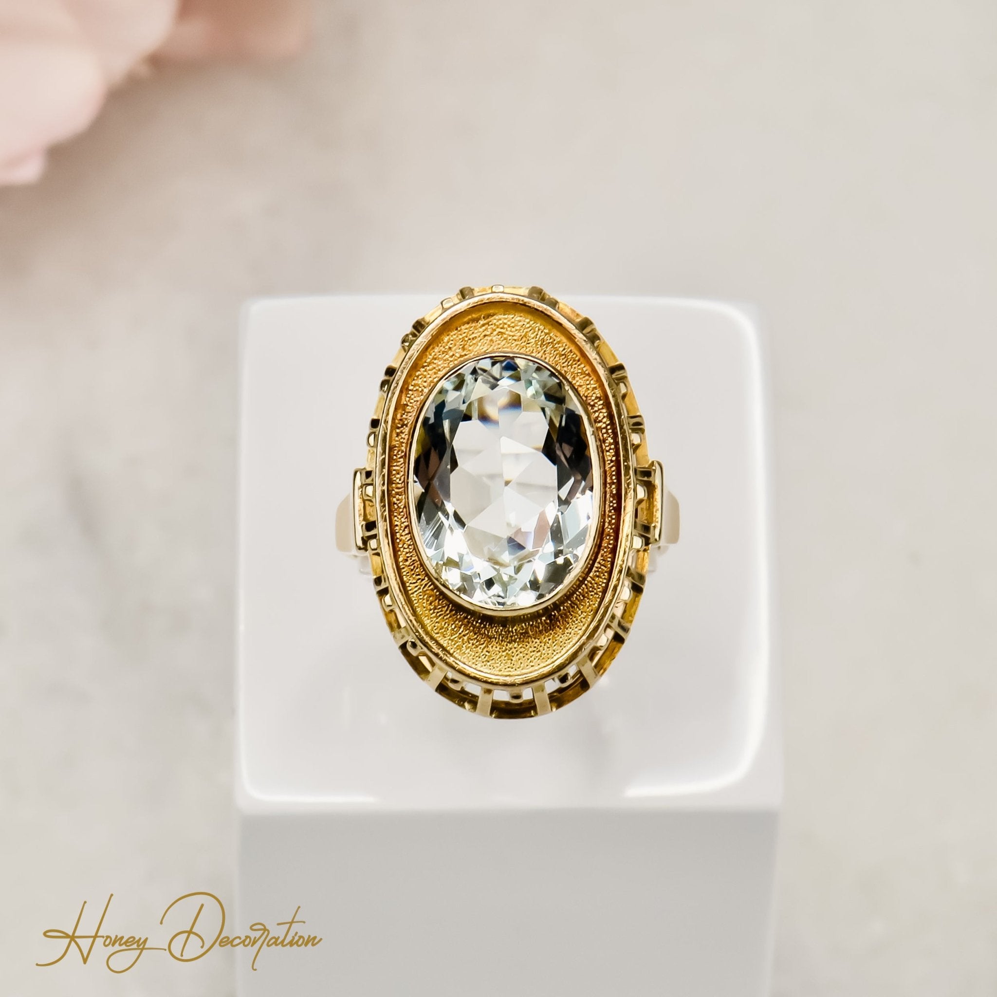 Bezaubernder Vintage - Ring mit Aquamarin in edler Fassung - Honey Jewelry