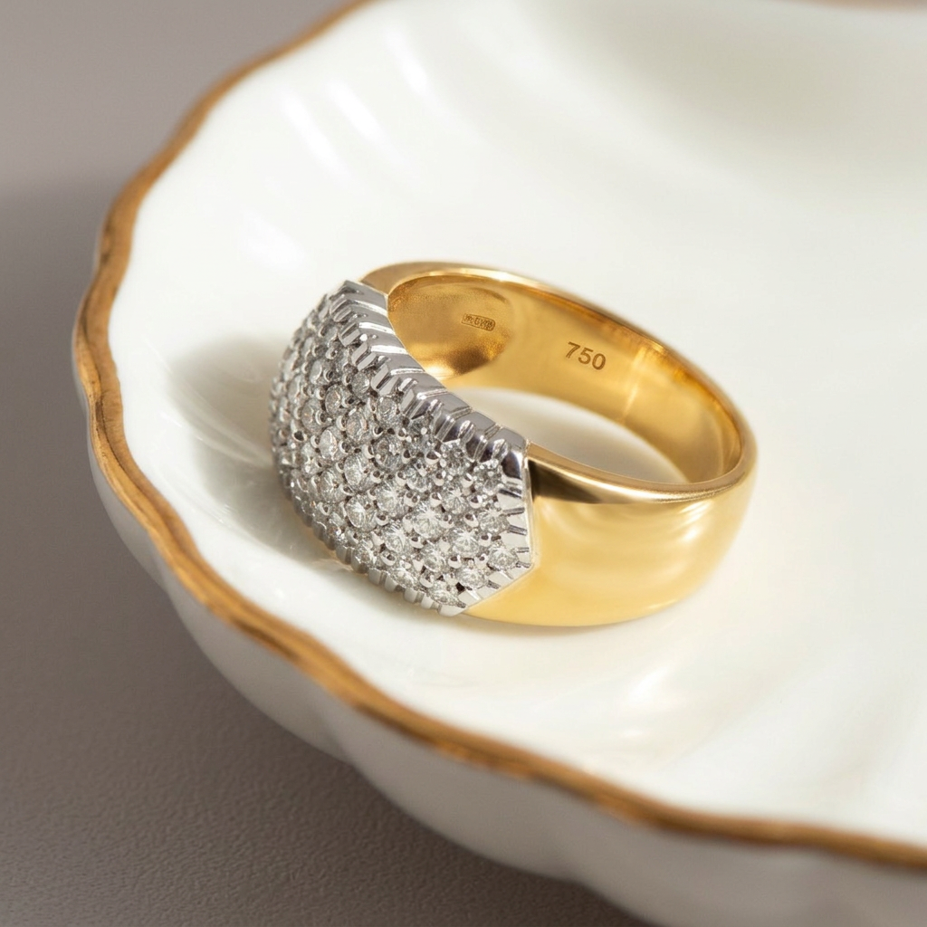 Breiter Diamantring aus 585er Gelbgold