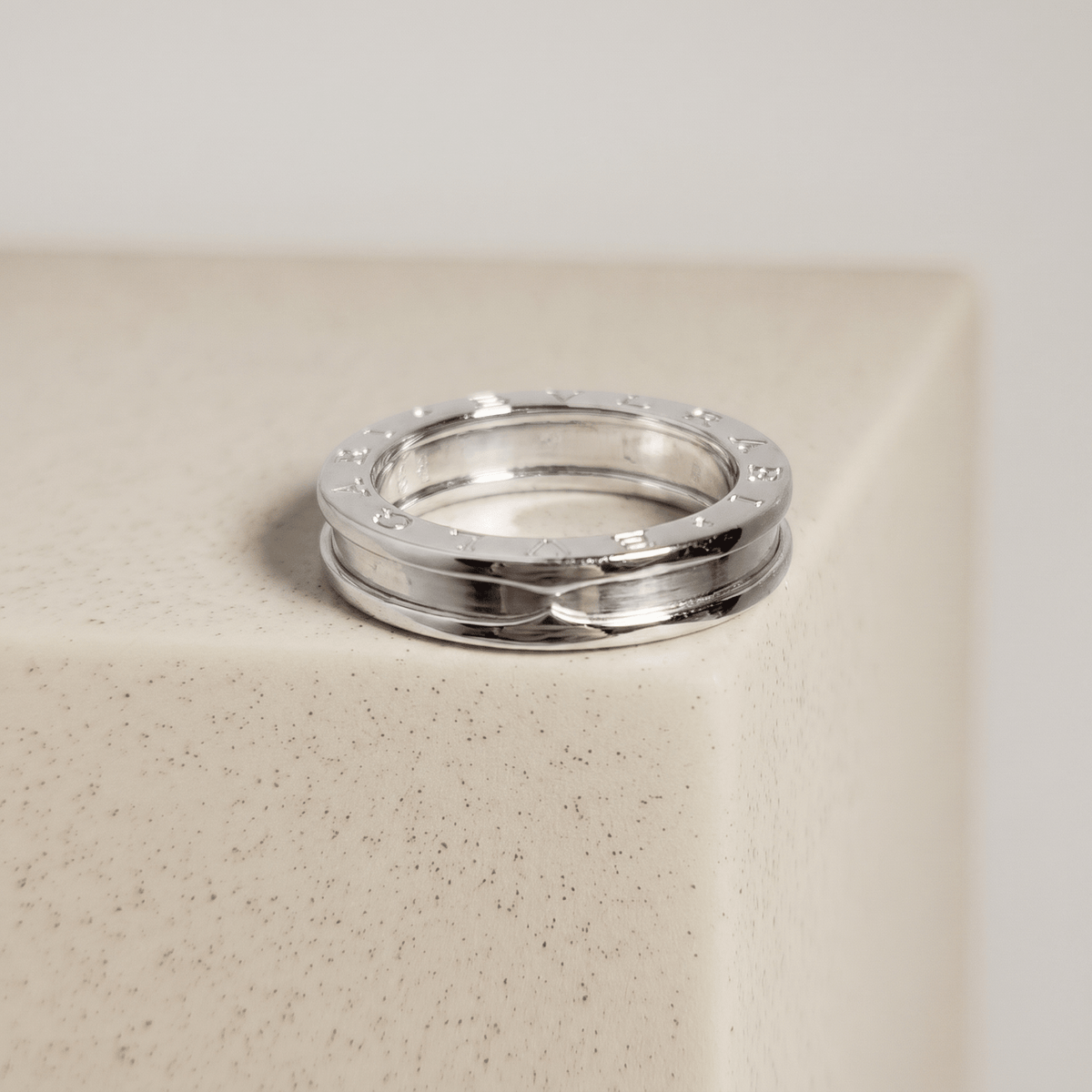 Bulgari B-Zero 1 aus 750er Weißgold– Ein Meisterwerk der Schmuckkunst - Honey Jewelry