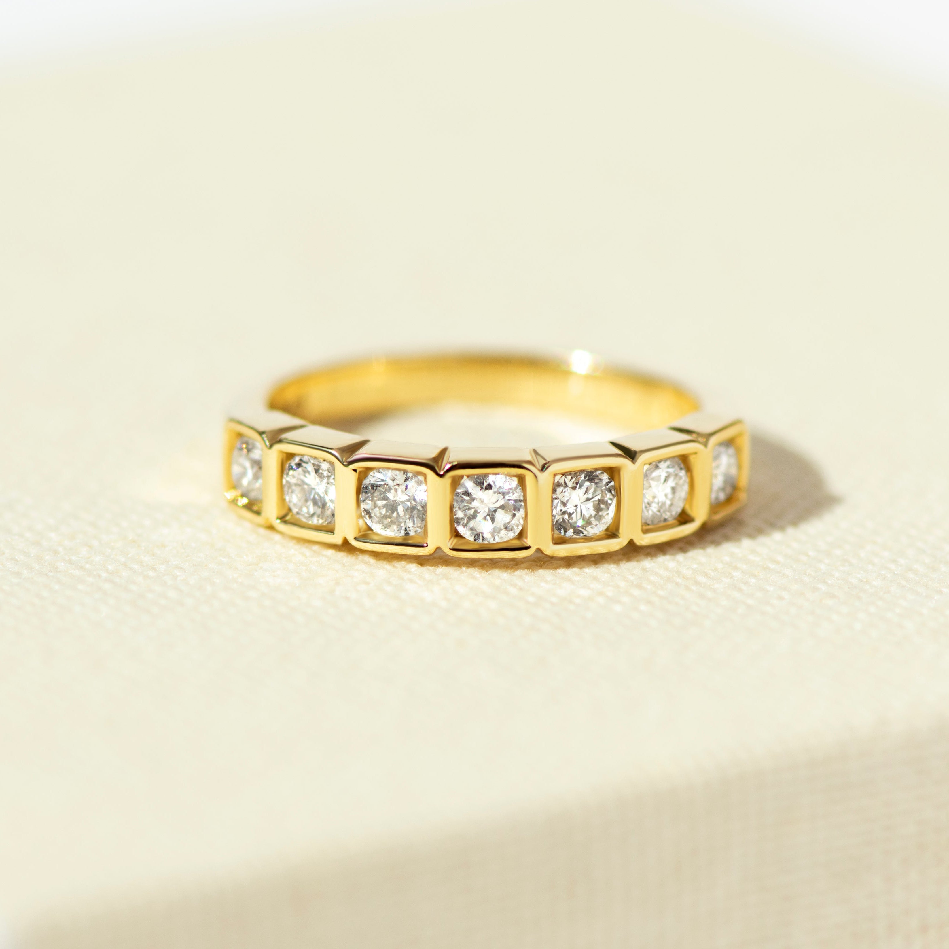 Halbmemory-Ring – 7 Diamanten – 585er Gelbgold