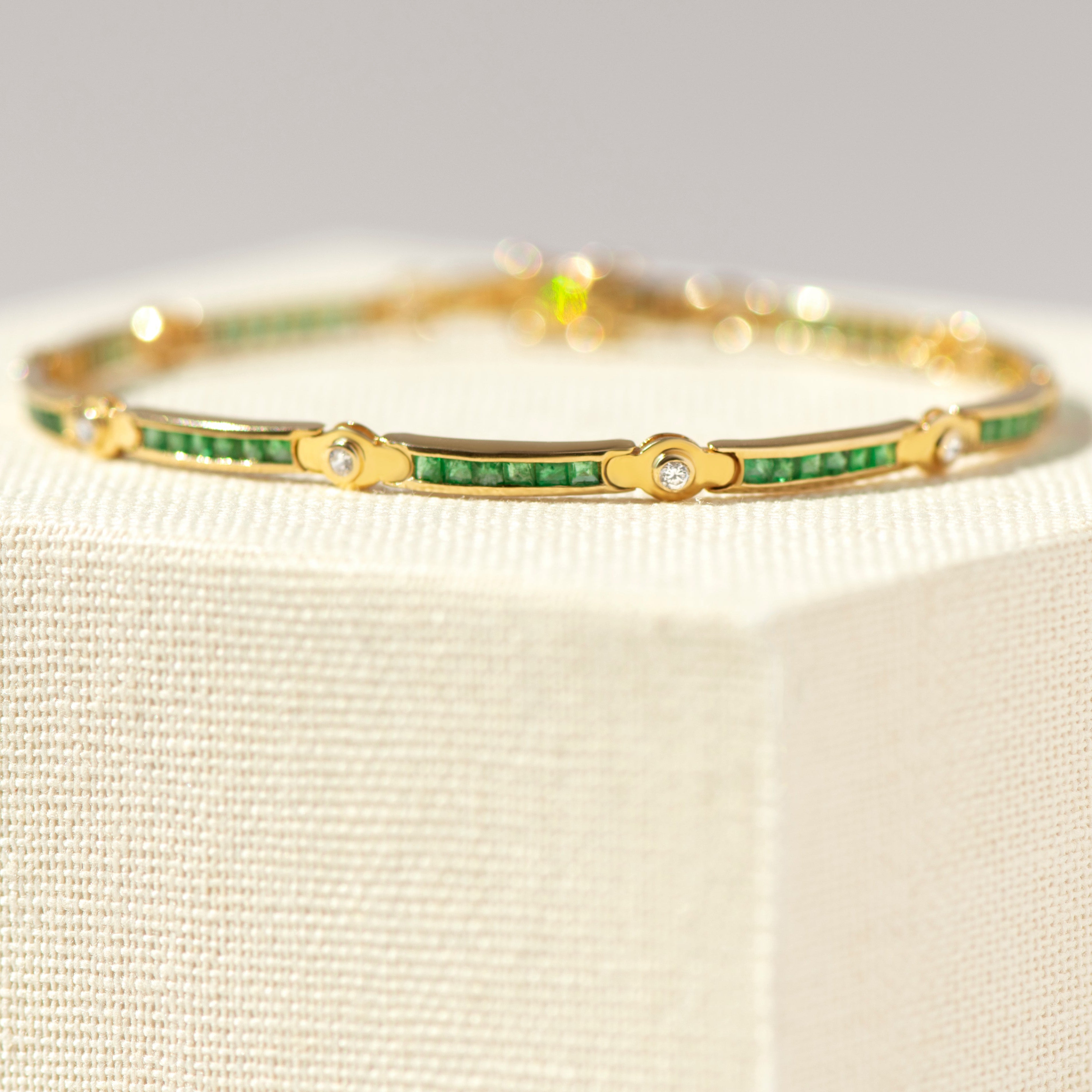 Tennisarmband – Smaragde & Brillanten – 585er Gelbgold