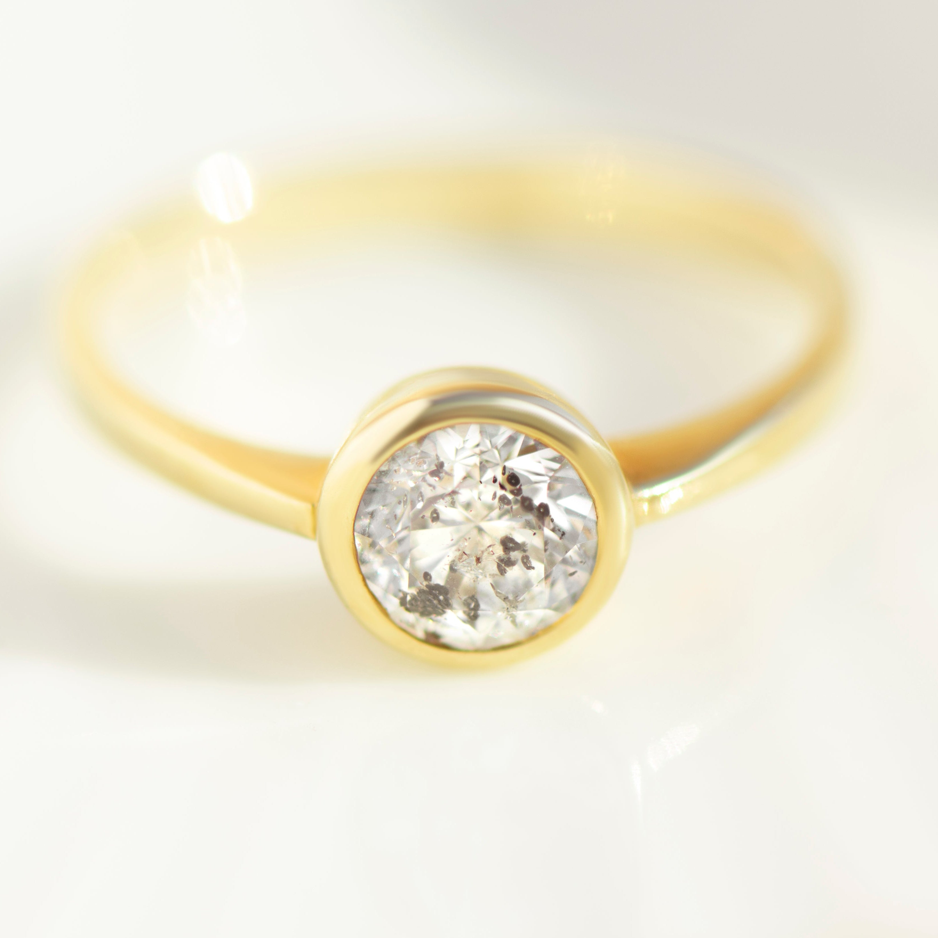 Diamant-Solitärring aus 585er Gelbgold