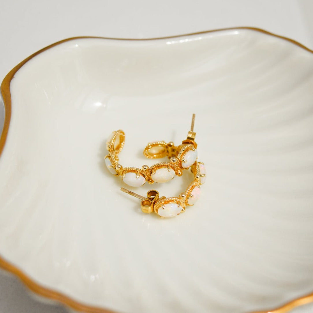 585 gold earrings with opal - hypnotic beauty