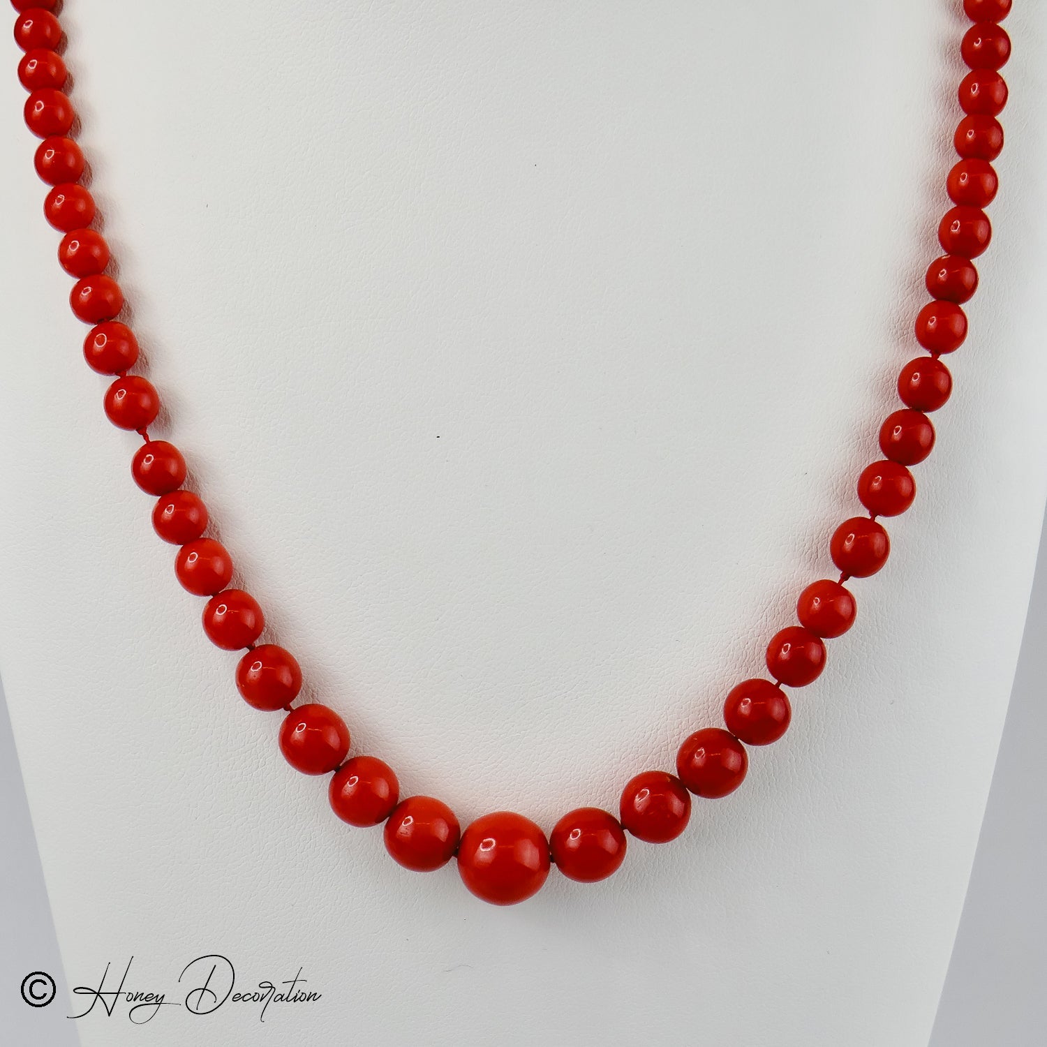 Korallenkette mit luxuriöser 18 Karat Goldschließe - Honey Jewelry