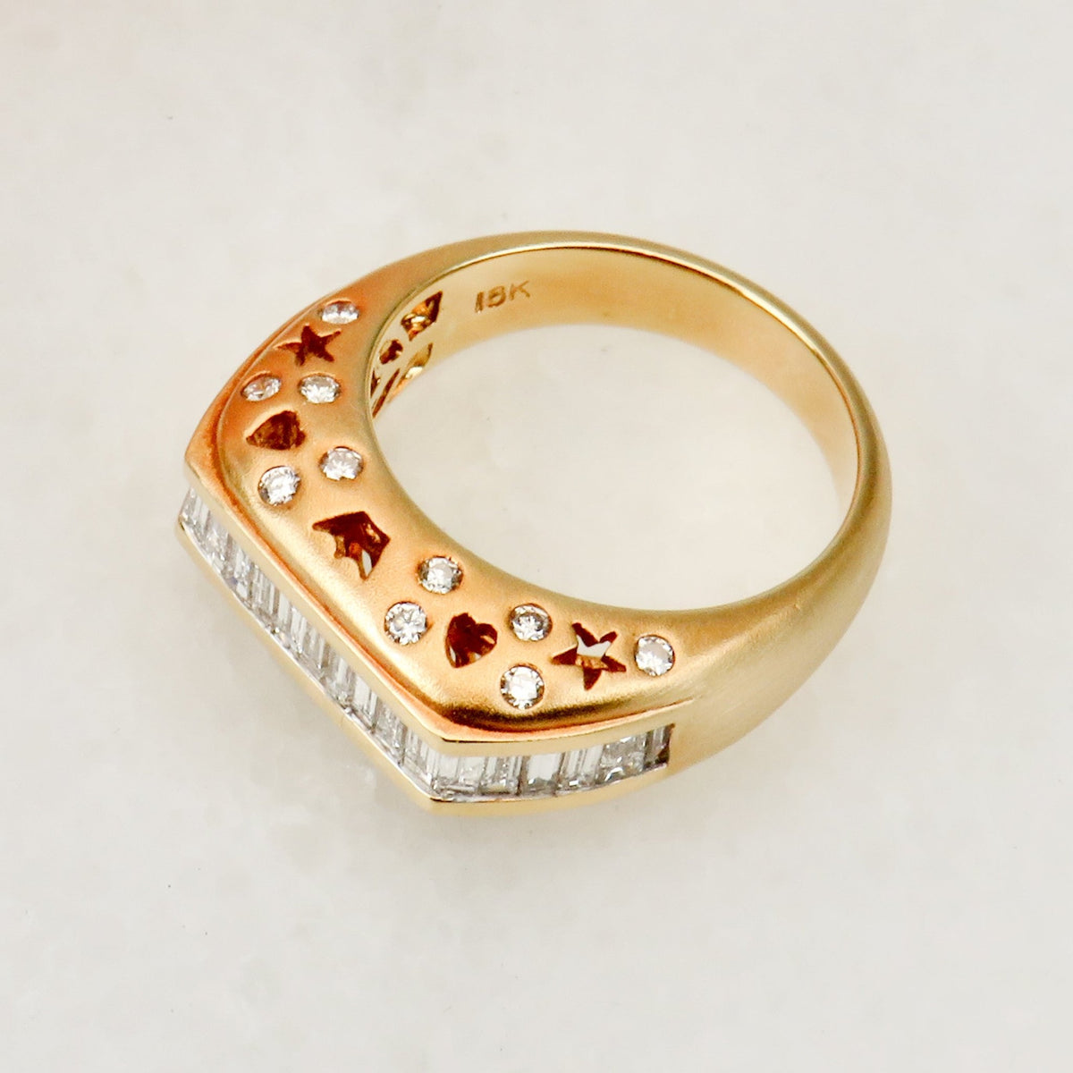 Luxuriöser 750er Goldring mit Mehrfach - Diamanten - Honey Jewelry