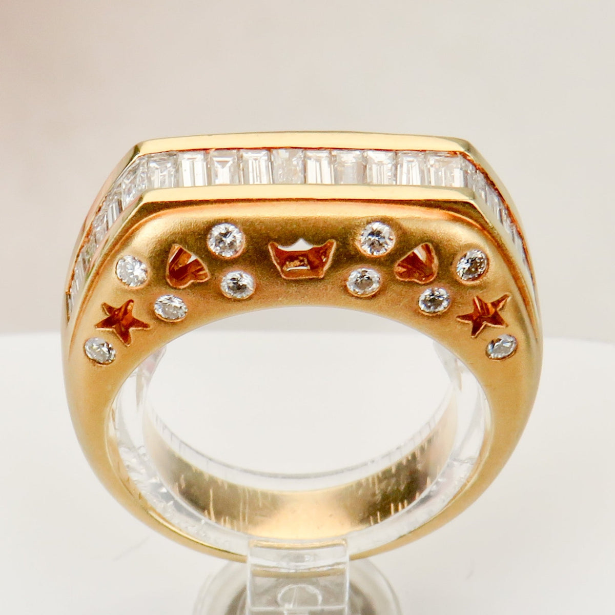 Luxuriöser 750er Goldring mit Mehrfach - Diamanten - Honey Jewelry