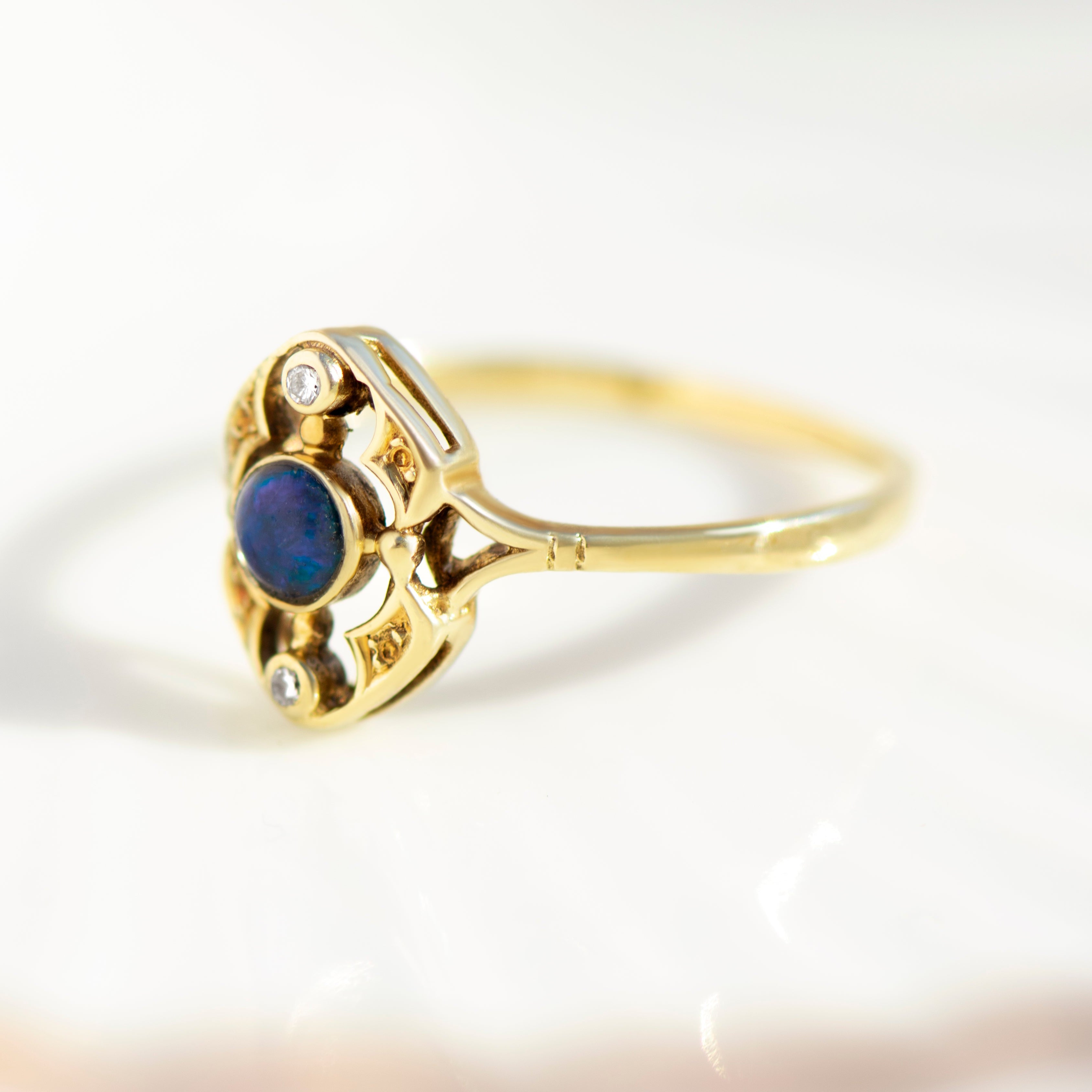 Opal-Diamant-Ring aus 585er Gelbgold