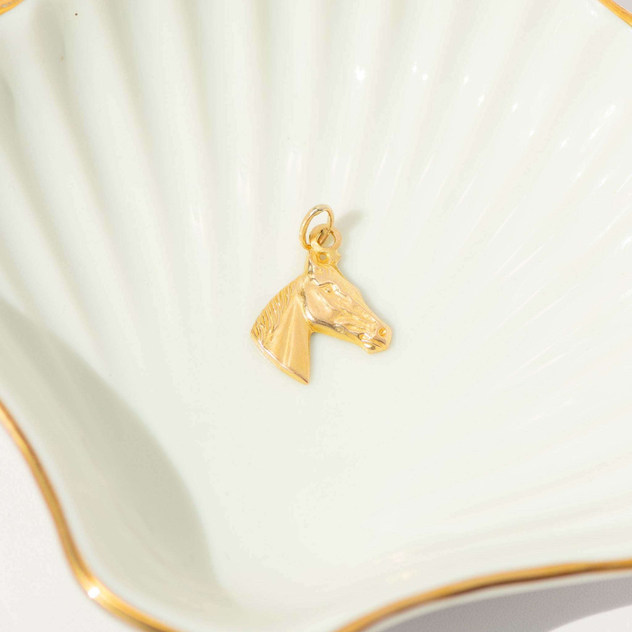 Pferdekopf Anhänger 18K Gelbgold | Freiheit - Honey Jewelry