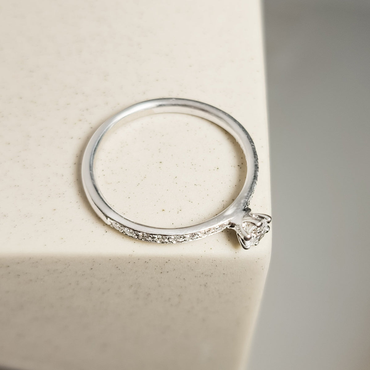 Platinring mit Brillanten – Höchste Eleganz - Honey Jewelry