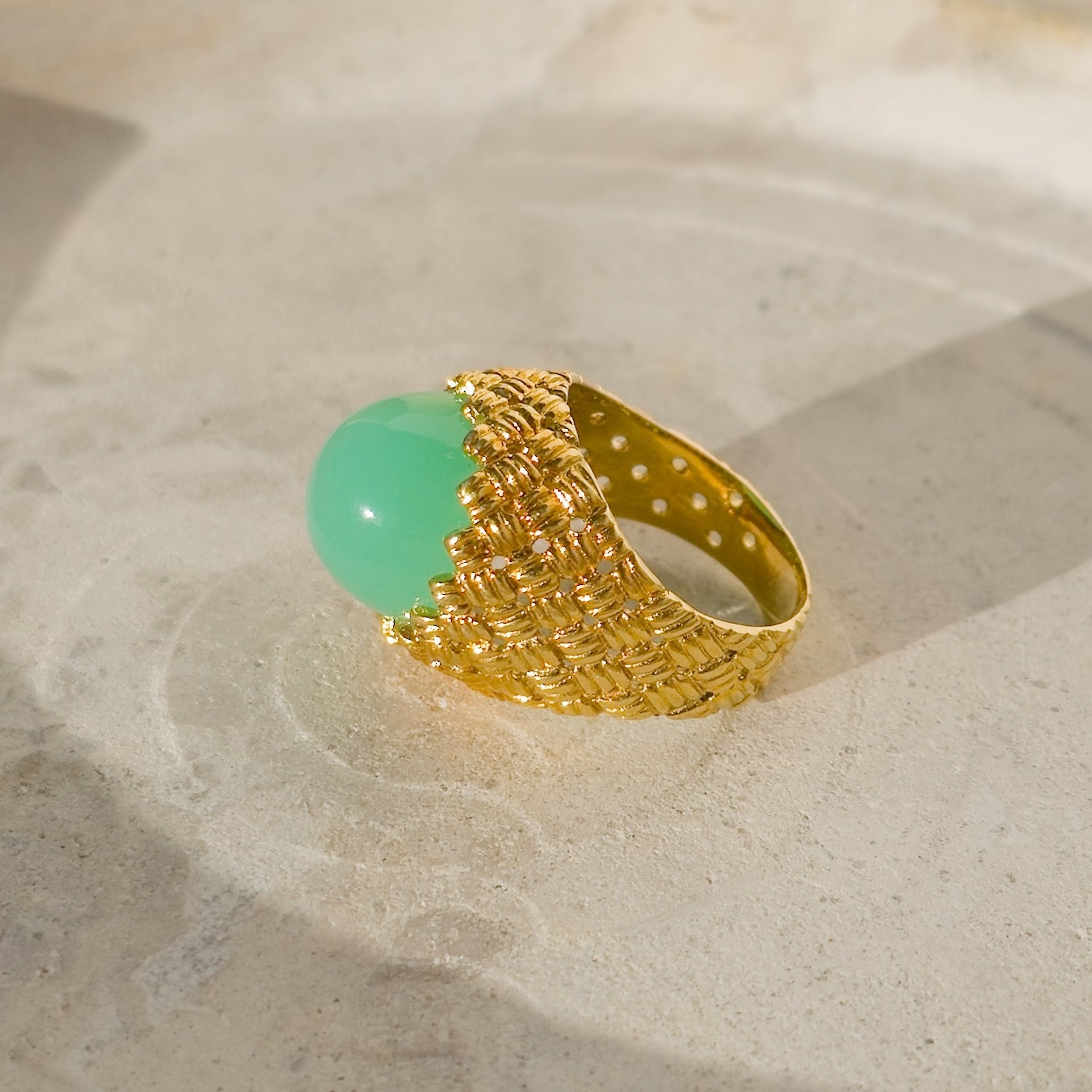 Prächtiger Vintage - Goldring mit Chrysopras - Cabochon - Honey Jewelry