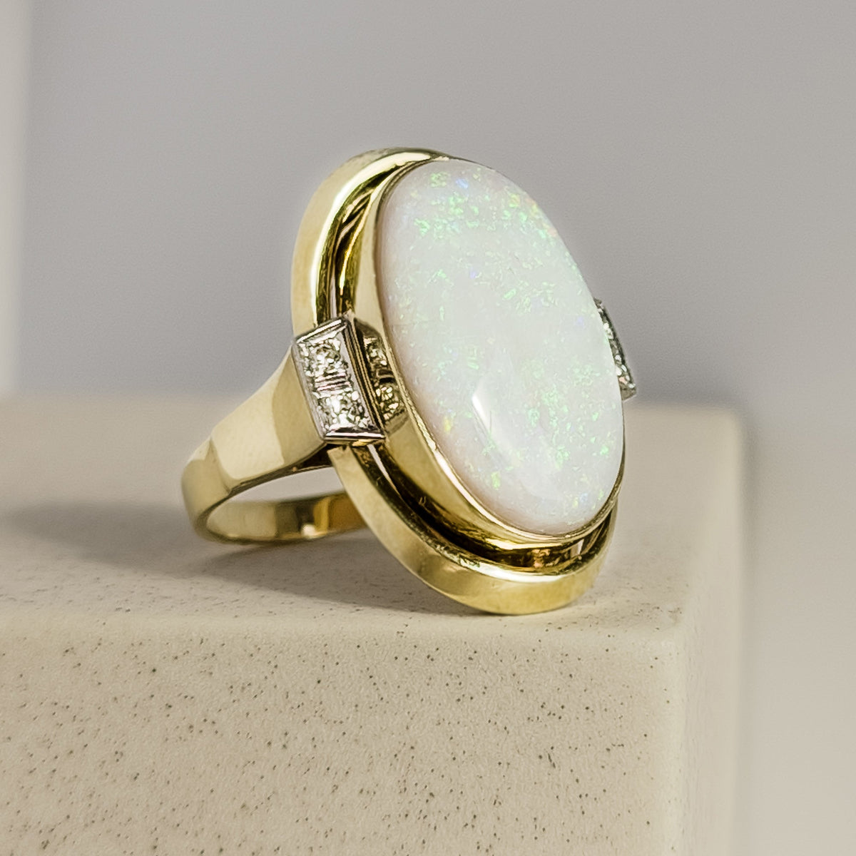✨ Prächtiger Vintage - Opalring aus den 1940ern – ein Cocktailring wie aus einem Filmklassiker - Honey Jewelry