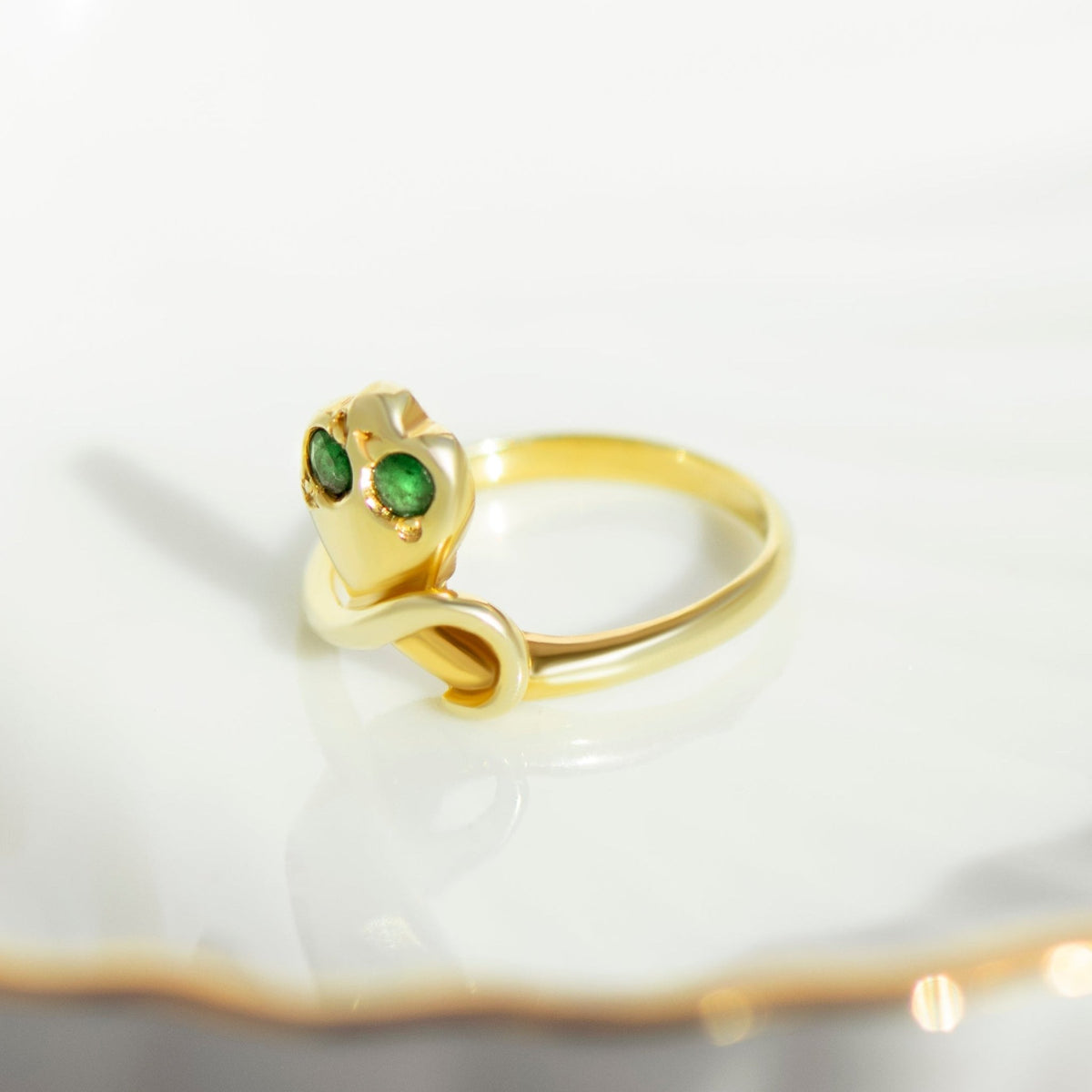 Schlangenring – Smaragdaugen – 585er Gelbgold - Honey Jewelry