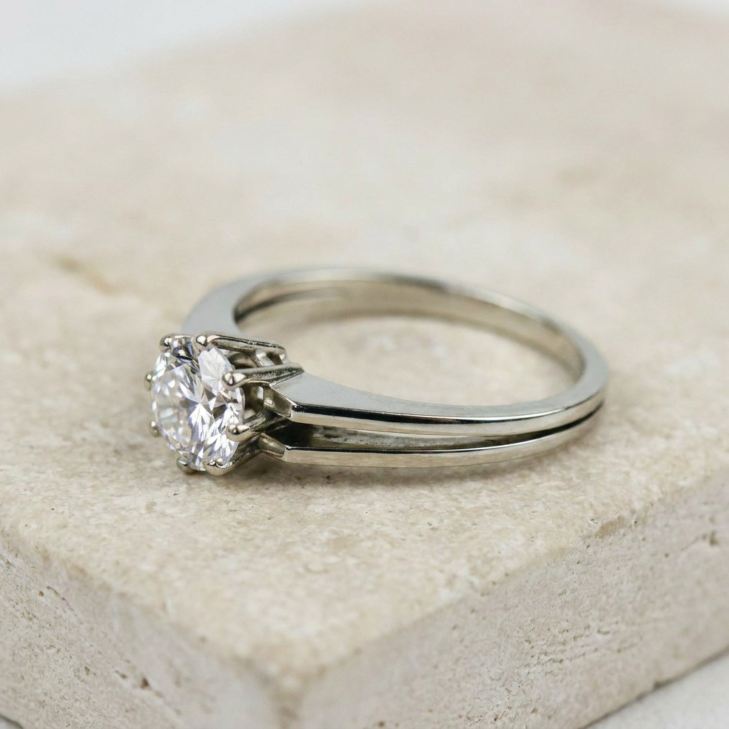 Magnificent gold ring with one -time