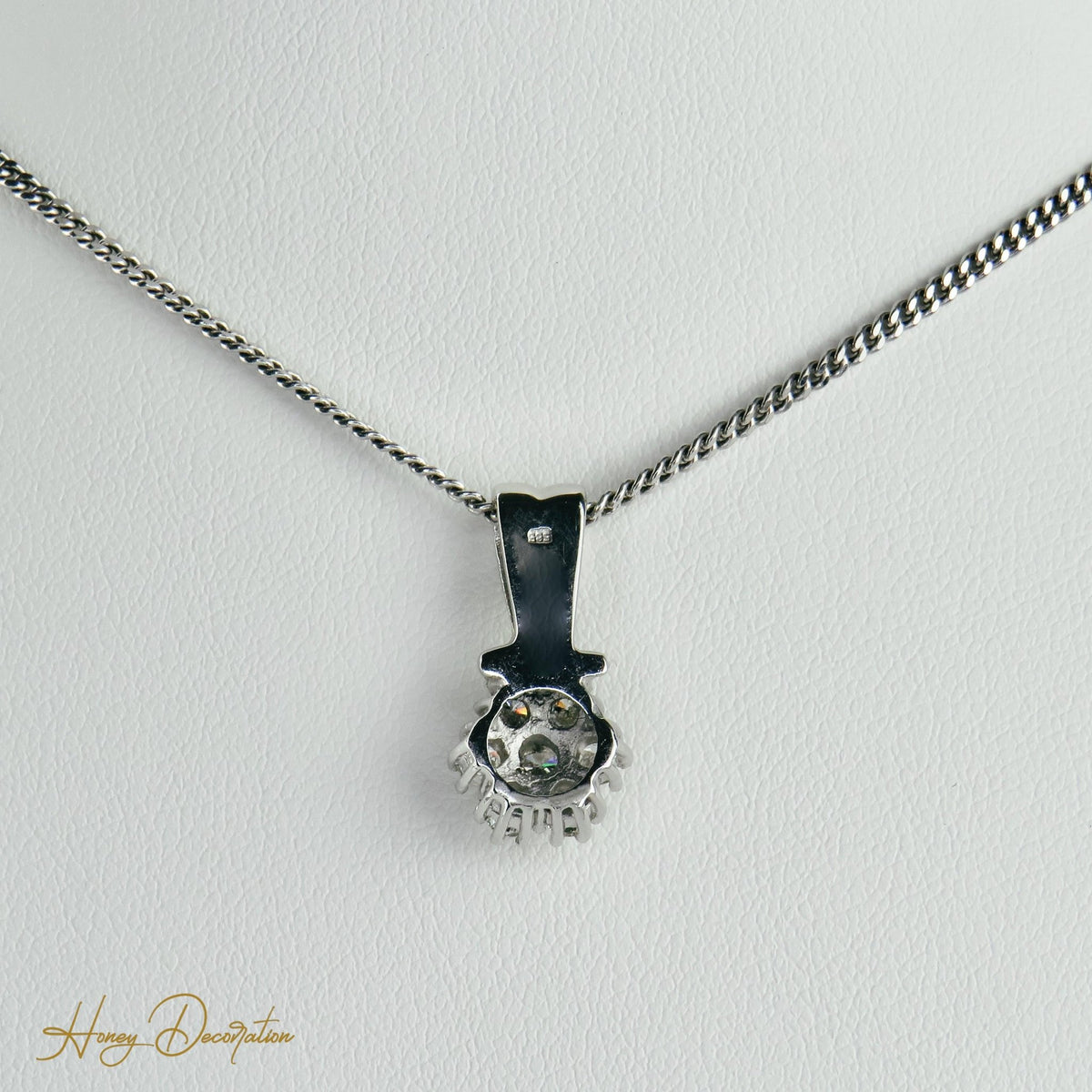 Süßer Weißgold - Anhänger mit Brillanten - Honey Jewelry