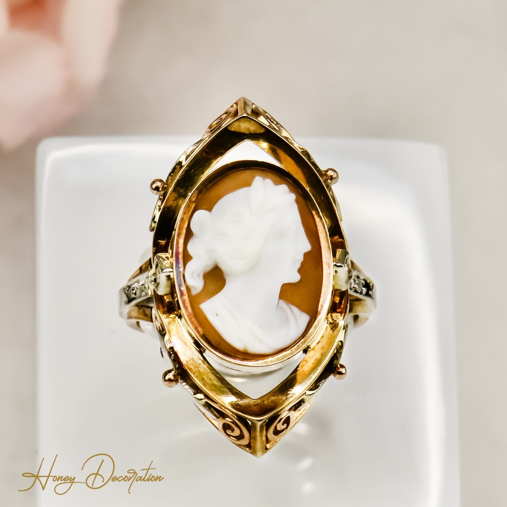 Viktorianischer 585er Gold Gemmenring mit Diamantrosen und Platinverzierung - Honey Jewelry
