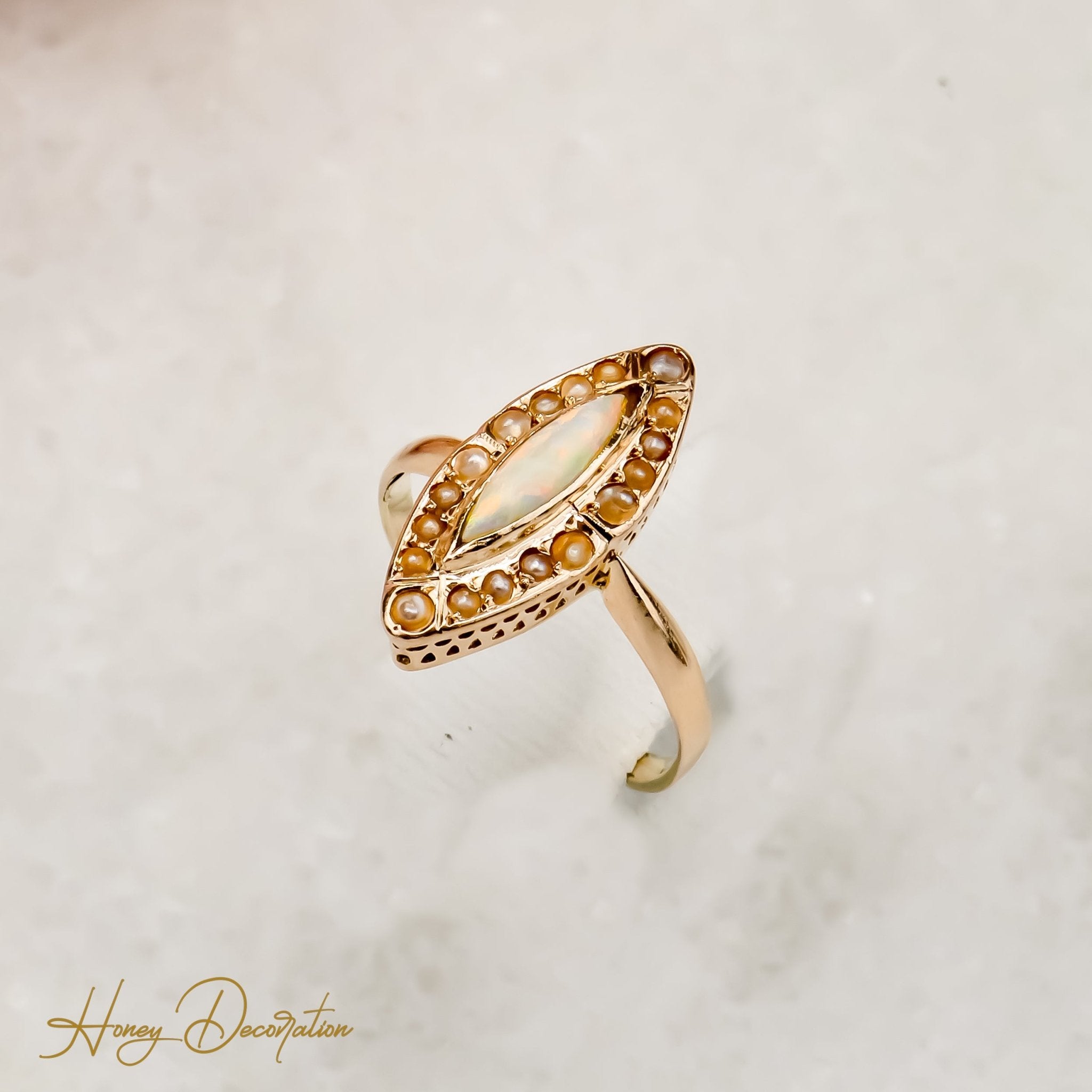 Viktorianischer Opal - Marquise - Ring aus 8K Gold - Honey Jewelry
