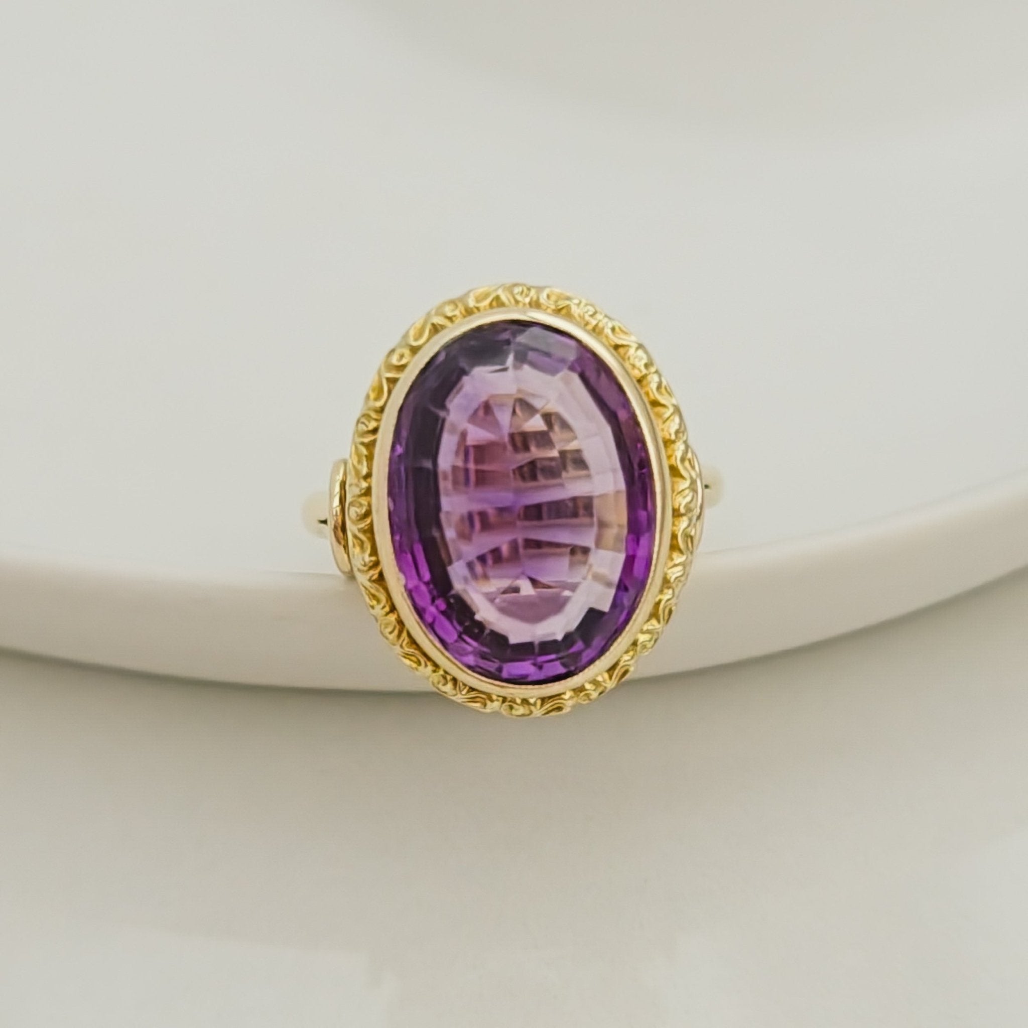 Vintage Amethyst Ring aus 14K Gelbgold - Honey Jewelry