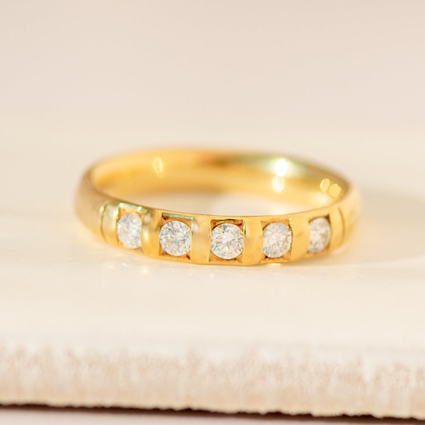 Vintage - Halb - Memory - Ring aus 14 Karat Gelbgold | 20. Jahrhundert - Honey Jewelry