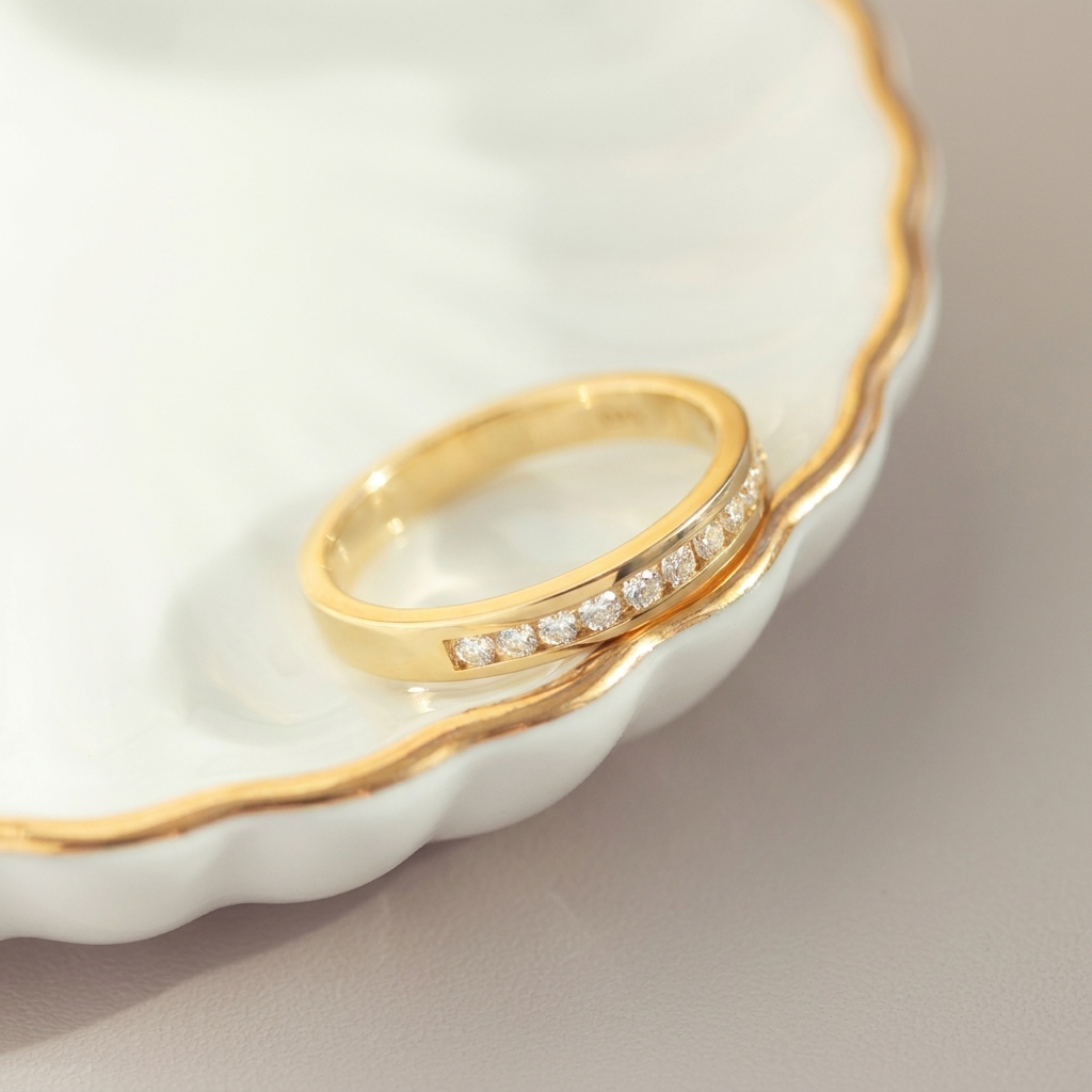 Vintage Halbmemory-Ring mit Diamanten aus 585er Gelbgold