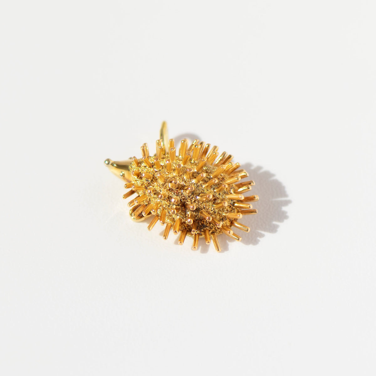 Vintage Igel-Anhänger aus Gelbgold