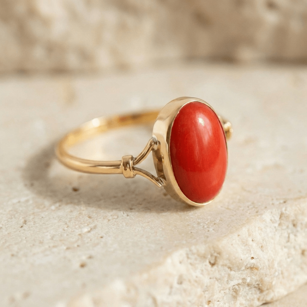 Vintage Korallenring aus 585 Gelbgold mit Cabochon - Honey Jewelry