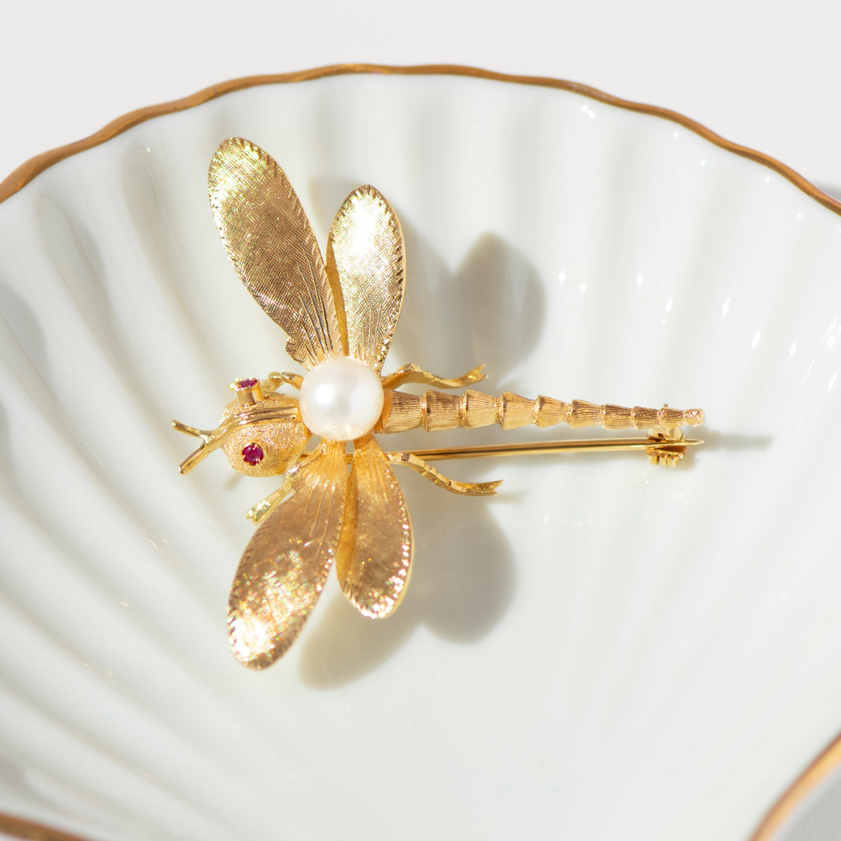Vintage Libellen-Brosche mit Perle und Rubinen