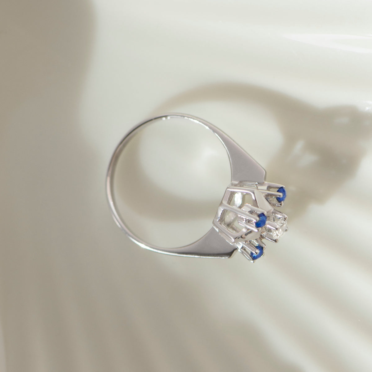 Vintage Saphir-Diamant-Ring aus 585er Weißgold
