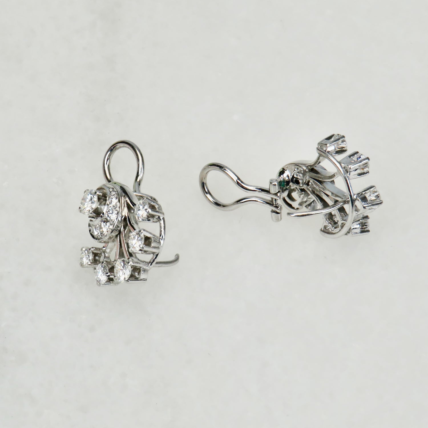 Weißgold Ohrringe mit Brillanten – Funkelnde Eleganz - Honey Jewelry