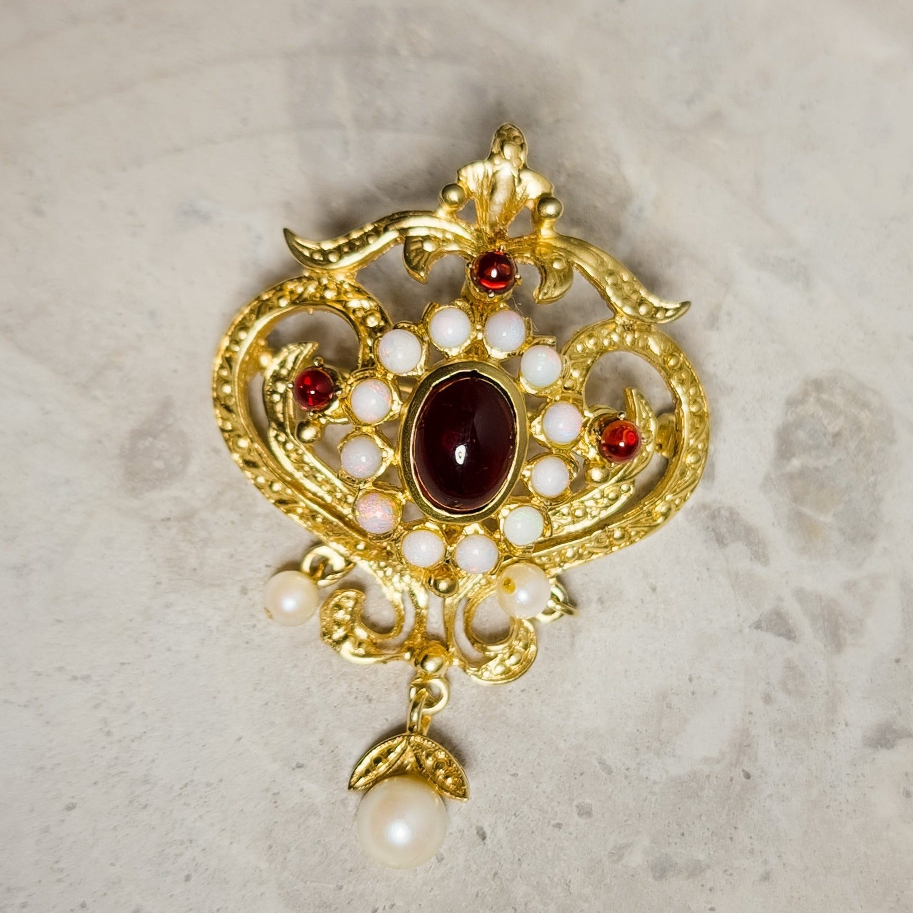 Antiker Goldanhänger /Brosche aus Gold – Vielseitig und Elegant - Honey Jewelry