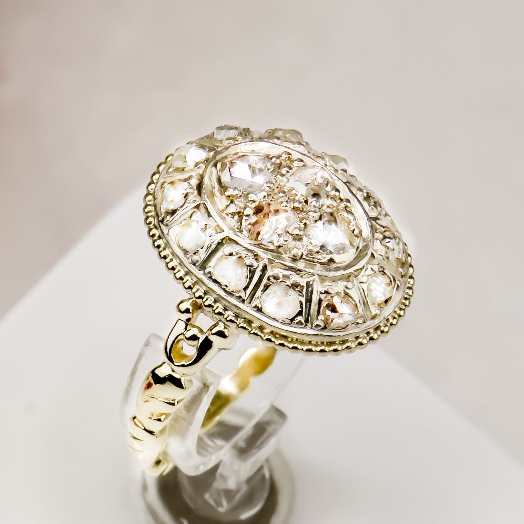 Art Déco Diamanten Ring aus Gold mit Platinfassung - Honey Jewelry