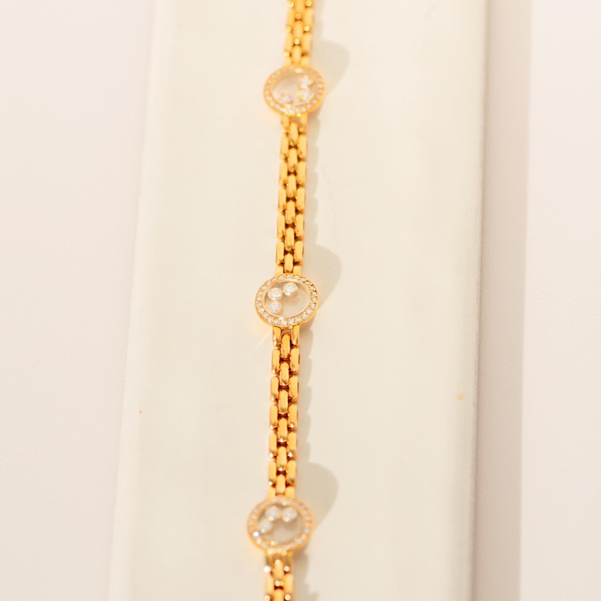 Chopard „Happy Diamonds“ Armband aus 18 Karat Gelbgold | 96 Diamanten & 12 lose Brillanten | 18cm - Honey Jewelry