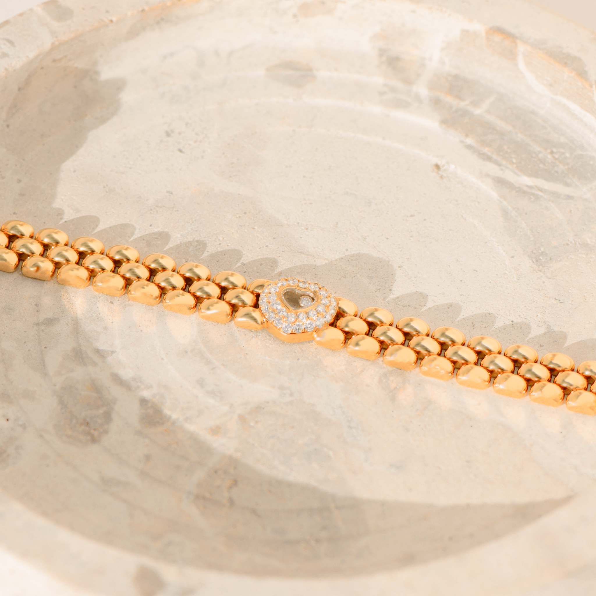 Chopard „Happy Diamonds“ Armband aus 18 Karat Gelbgold | Herz - Motiv | 0,70 ct Diamanten | Länge 17,5 cm - Honey Jewelry