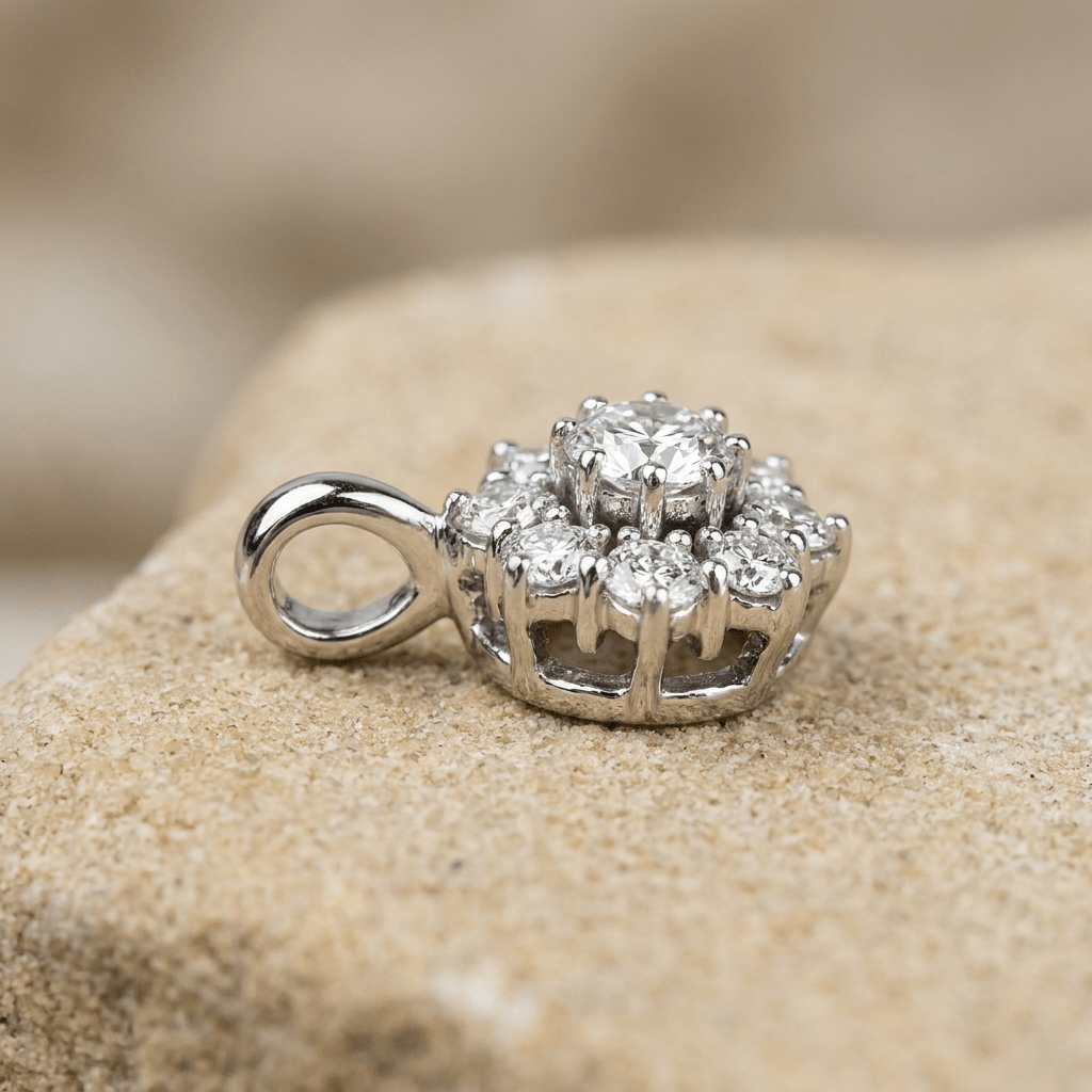 Funkelnder Weißgoldanhänger mit Brillanten - Honey Jewelry