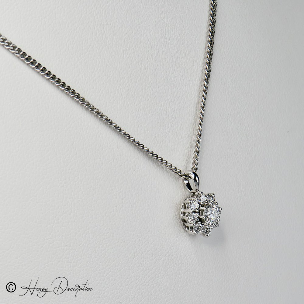 Funkelnder Weißgoldanhänger mit Brillanten - Honey Jewelry