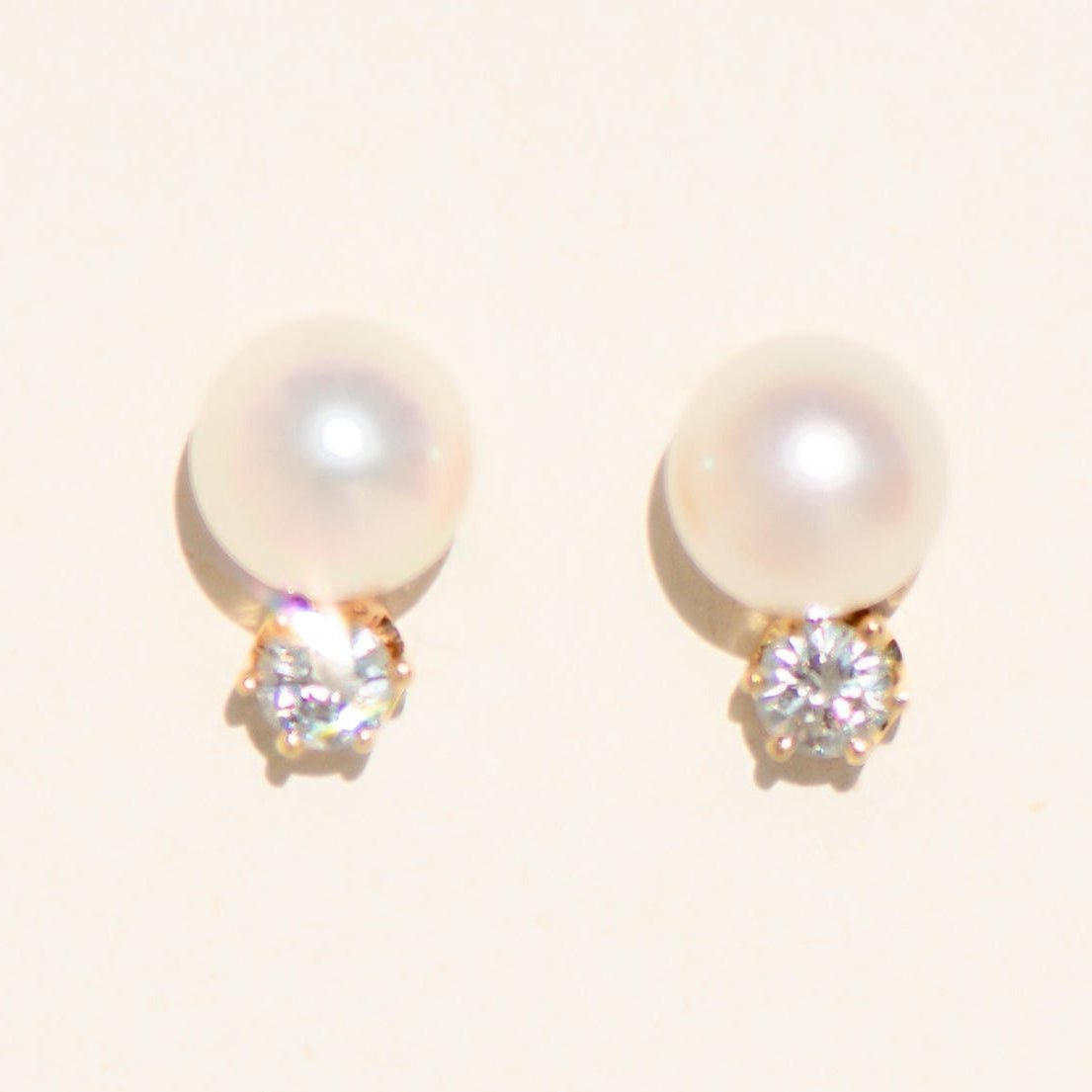 Perlen - Diamant - Ohrstecker aus 14 Karat Gelbgold – zeitlose Eleganz - Honey Jewelry