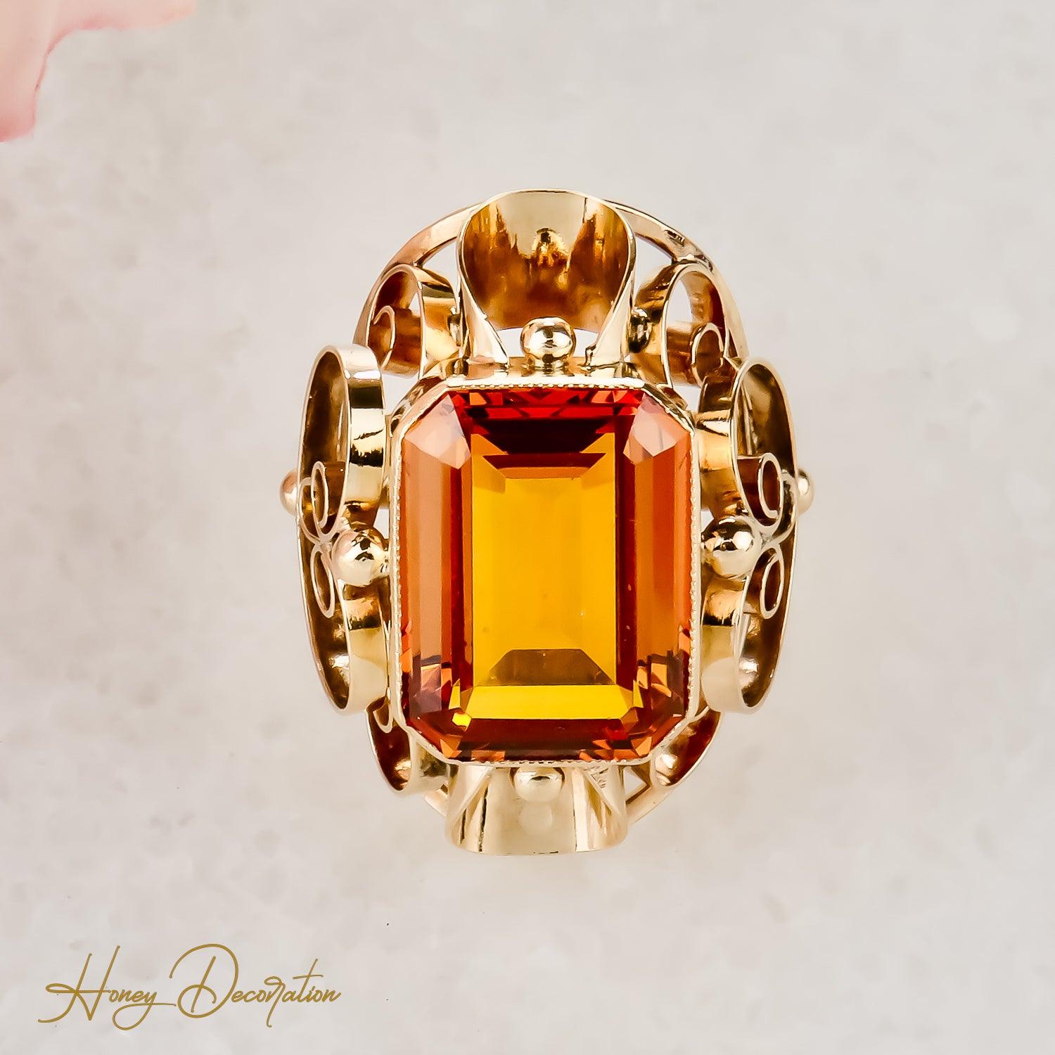 Sonniger Citrinring in 14 Karat Goldfassung - Honey Jewelry