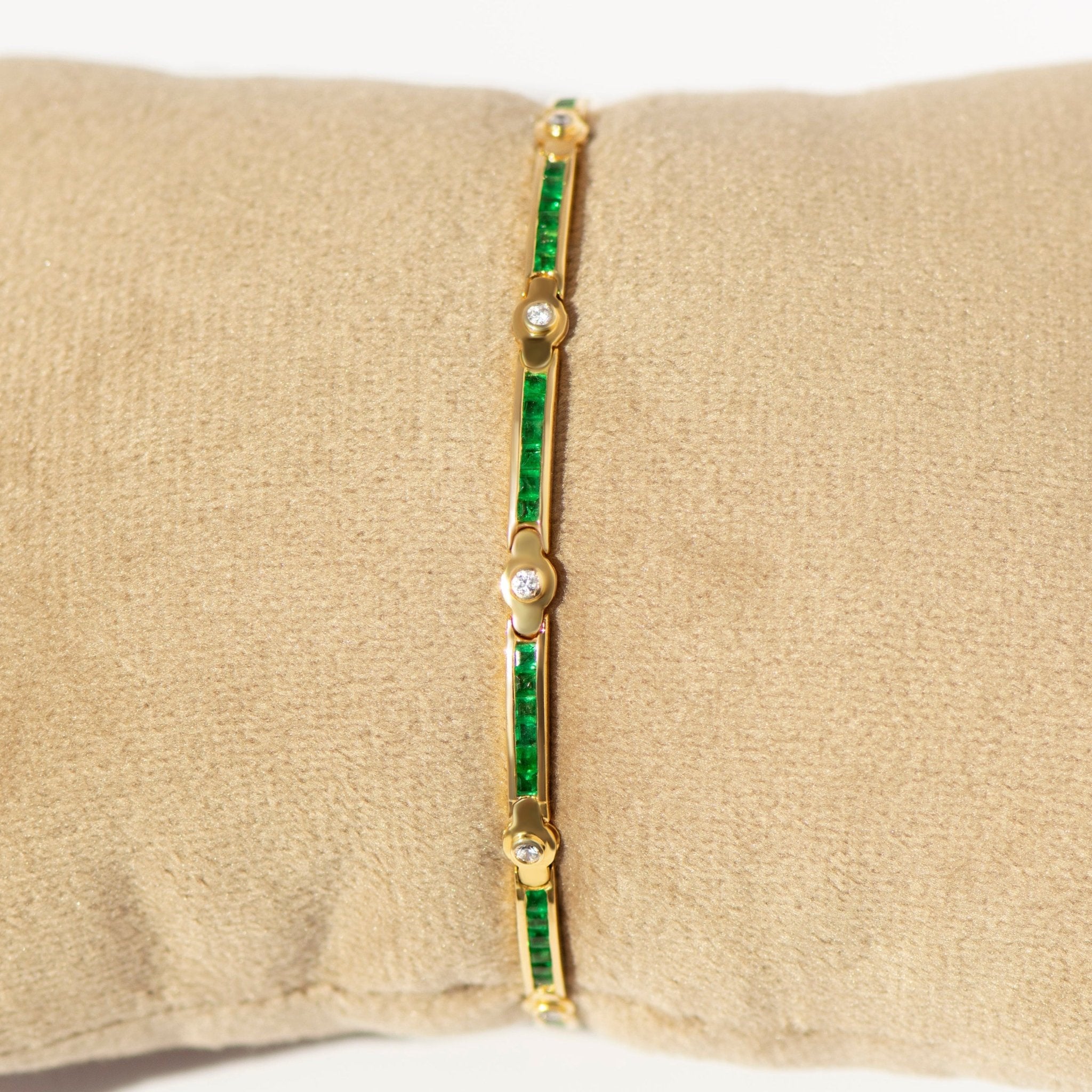 Tennisarmband – Smaragde & Brillanten – 585er Gelbgold - Honey Jewelry