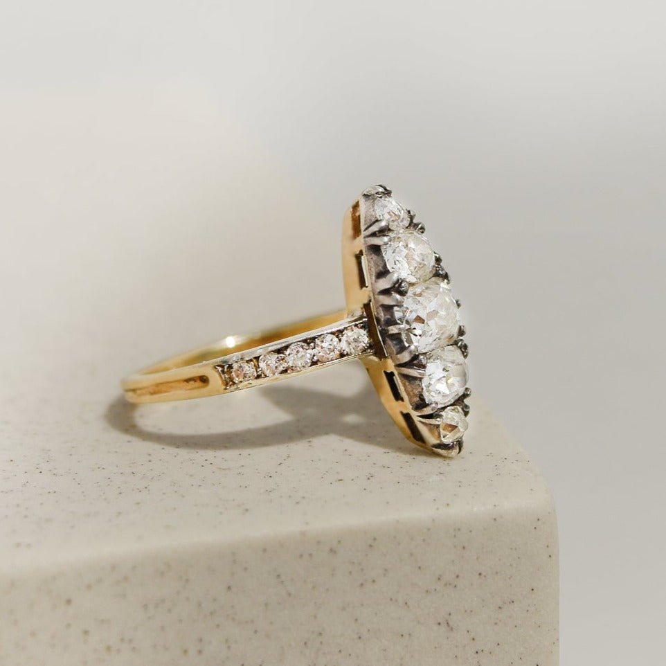 Traumhafter Antik - Goldring mit Diamanten – Prachtvoll Funkelnd - Honey Jewelry
