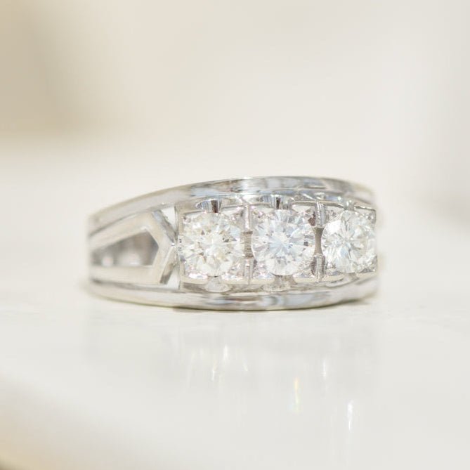 Triologie - Ring aus 14K Weißgold mit 3 Diamanten – Vergangenheit, Gegenwart & Zukunft in einem Ring - Honey Jewelry