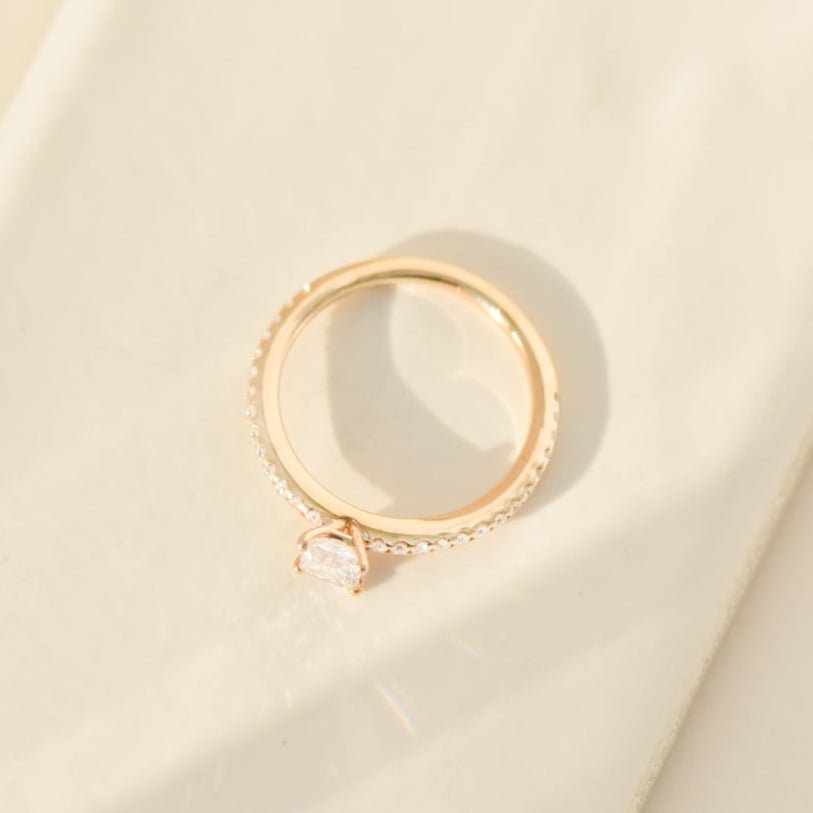 Edler 18k Roségold Ring mit 29 Diamanten (0.45ct) – zeitgemäßes Design, voller Strahlkraft - Honey Jewelry