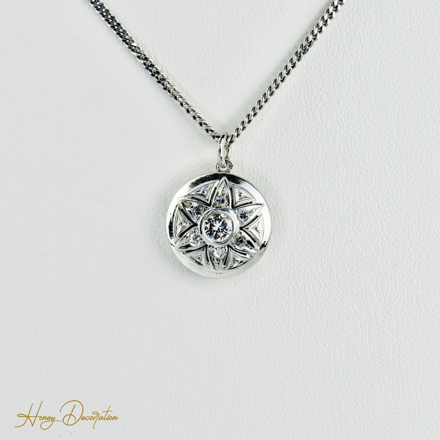 Schöner Vintage-Anhänger aus 14K Weißgold mit Diamanten - Honey Decoration